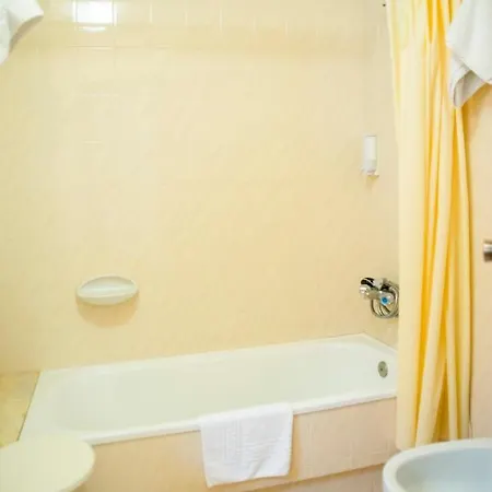 Hotel Cachalote *