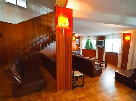 Cachalote Hotel *